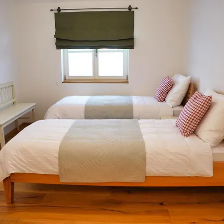 House Tinka بليد