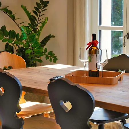 بيت للعطل House Tinka *