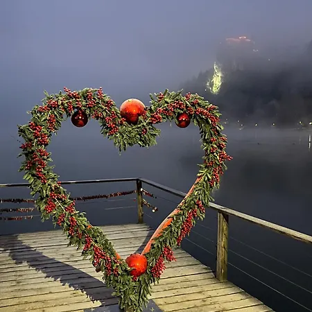 بيت للعطل House Tinka