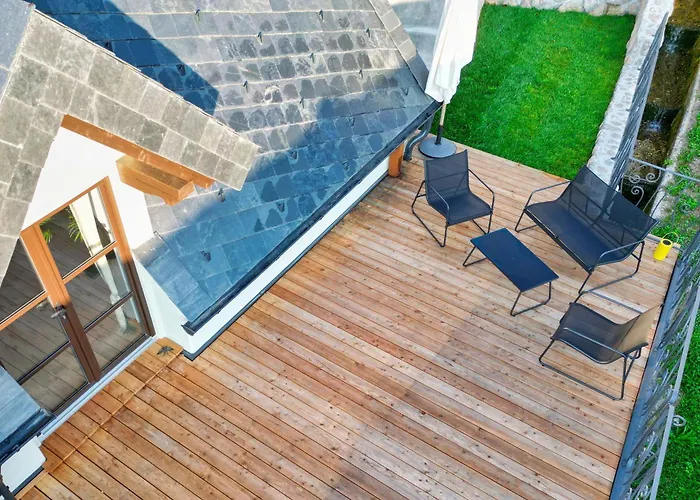 House Tinka 布莱德