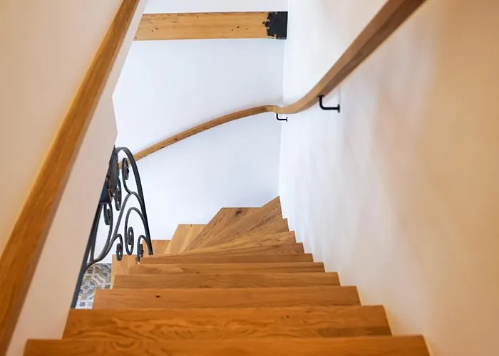 House Tinka 布莱德