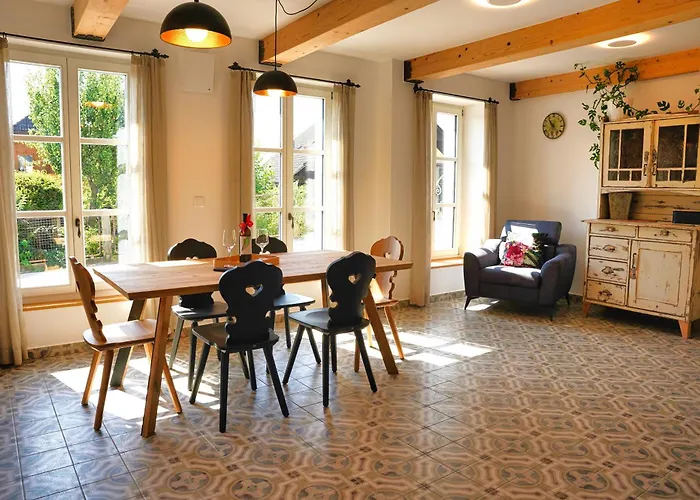 度假居 House Tinka 布莱德